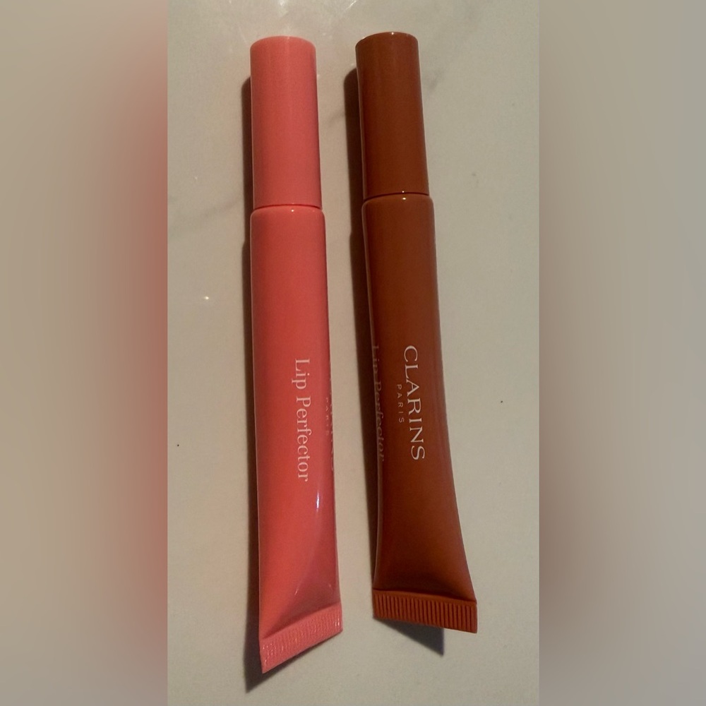 Clarins
Lip Perfector Sheer Lip Gloss Bundle Of Two Items - Picture 1 of 8